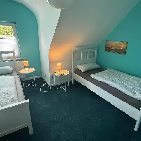 In T06 * טרויסדורף